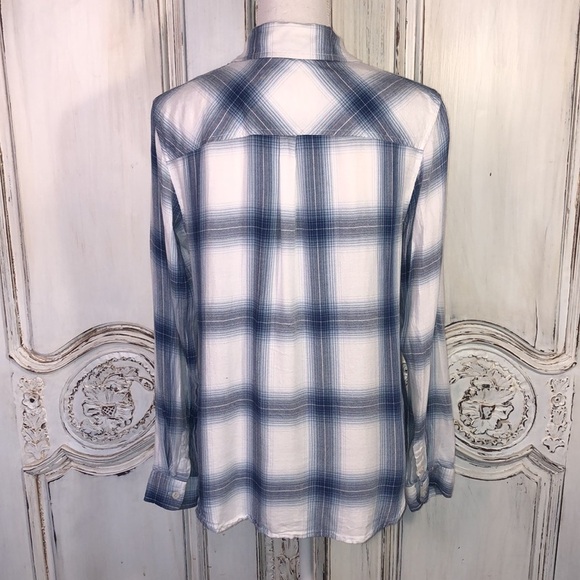 PENDLETON Lightweight Blue and White Plaid Long Sleeve Button Down Size Small - Picture 9 of 9